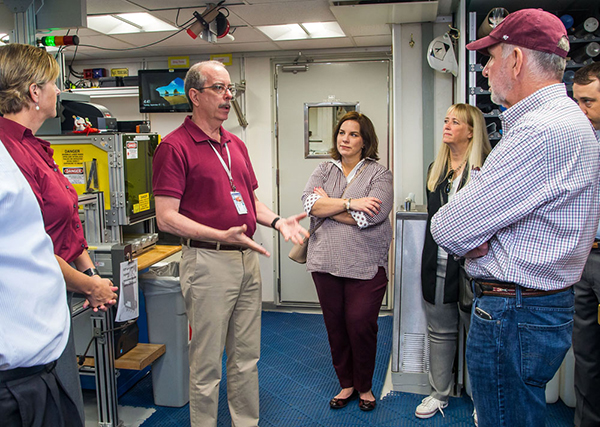 IODP JRSO Director Brad Clement conducts a tour with the Texas A&M delegation, including Geosciences Dean Thomas and President Michael Young. (Photo by: Tim Fulton, IODP JRSO.)