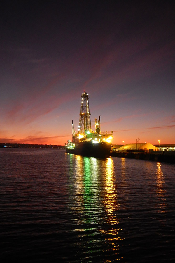 The JOIDES Resolution at sunset at the dock in San Diego. (Photo by: Tobias Höfig, IODP JRSO/)