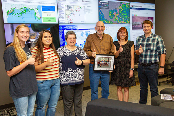 Hal Schade (center) funded an entire cruise for Texas A&M Oceanography students in 2019. (Photo by Chris Mouchyn.)