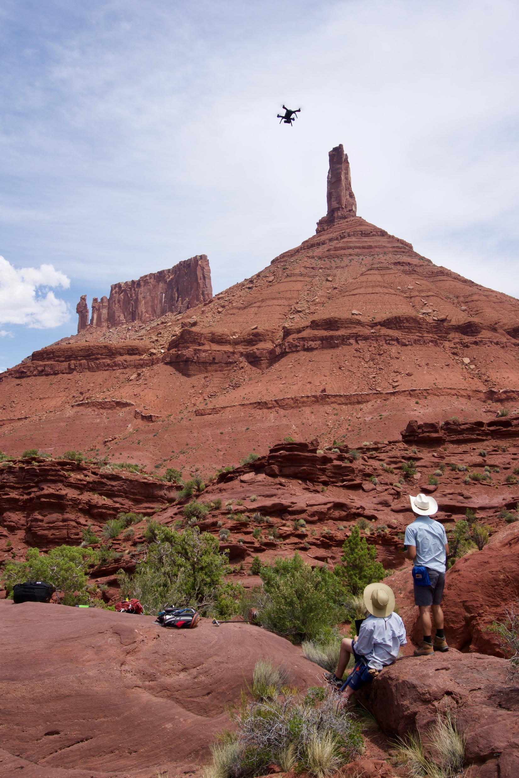 TAMU Ph.D. student Clyde and TAMU undergraduate student Keller using drone imagery to make 3D outcrop models in the Paradox Basin (Photo credit: Dr. Nick Perez)