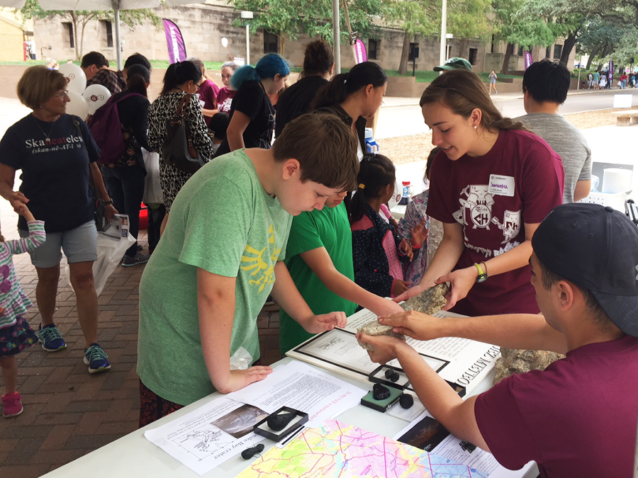 Volunteers at Chemistry Open House.