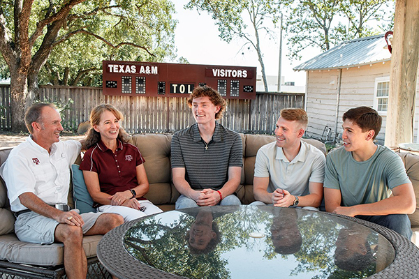 Kerry and Angela Stein (left) enjoy meeting three of their six 2021-2022 geosciences scholars: Joshua Edwards '24, Colton Ray '22 and Ernie Vita '22. (Photo courtesy of the Texas A&M Foundation.)