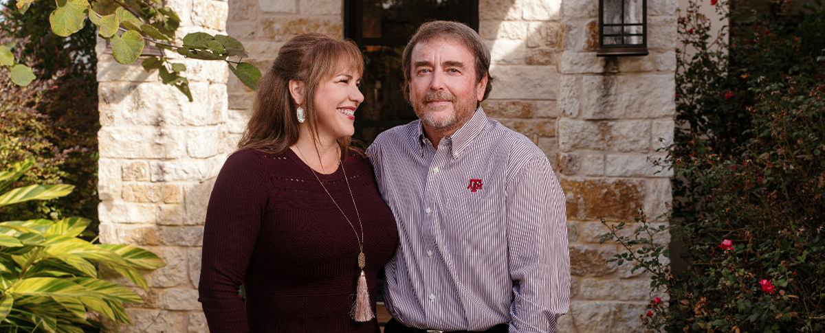 Traci and Curtis Samford. (Image courtesy of the Samford family.)