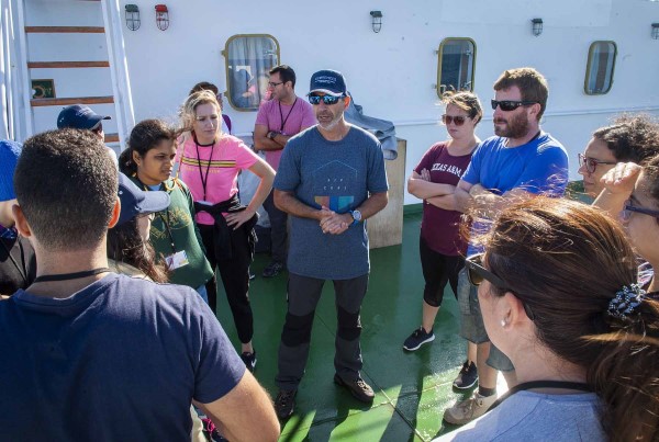 Students training on water collection techniques aboard the A-41 Intermares. (Photo courtesy of Campus del mar.)