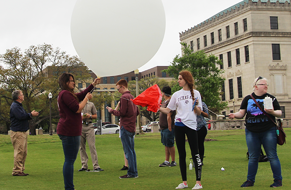 Student weather balloon launches impact forecasts